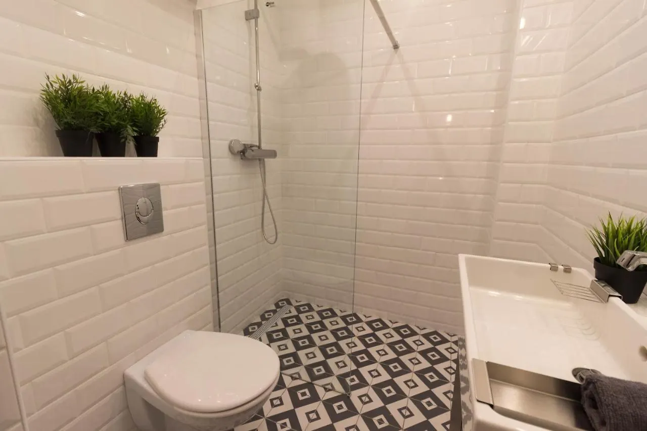 Standard Apartment By Hi5 - Madach Budapeszt