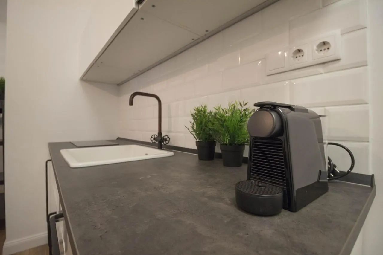 Standard Apartment By Hi5 - Madach Budapeszt